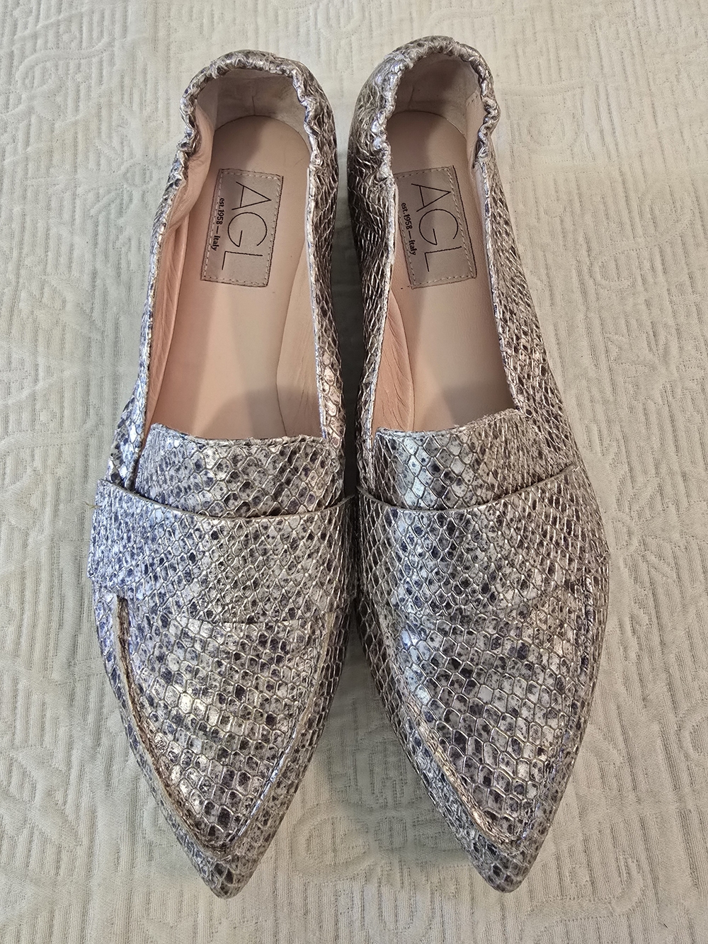 AGL Metallic Silver Snake-Print Pointed Loafers - Picture 2 of 6